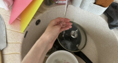 Больше никаких засоров и запаха из слива: показываю два быстрых метода очистки труб без химии и вантуза