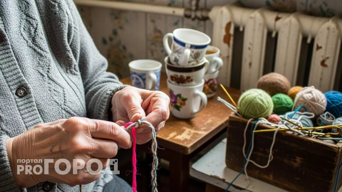 Накопились клубки остатков пряжи — превращаю их в практичные вещи для дома за пару часов