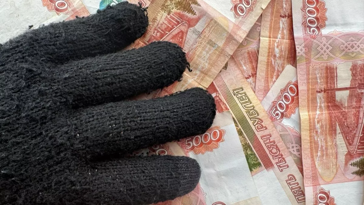 61-летняя уфимка поверила звонку о взломе Госуслуг и лишилась квартиры