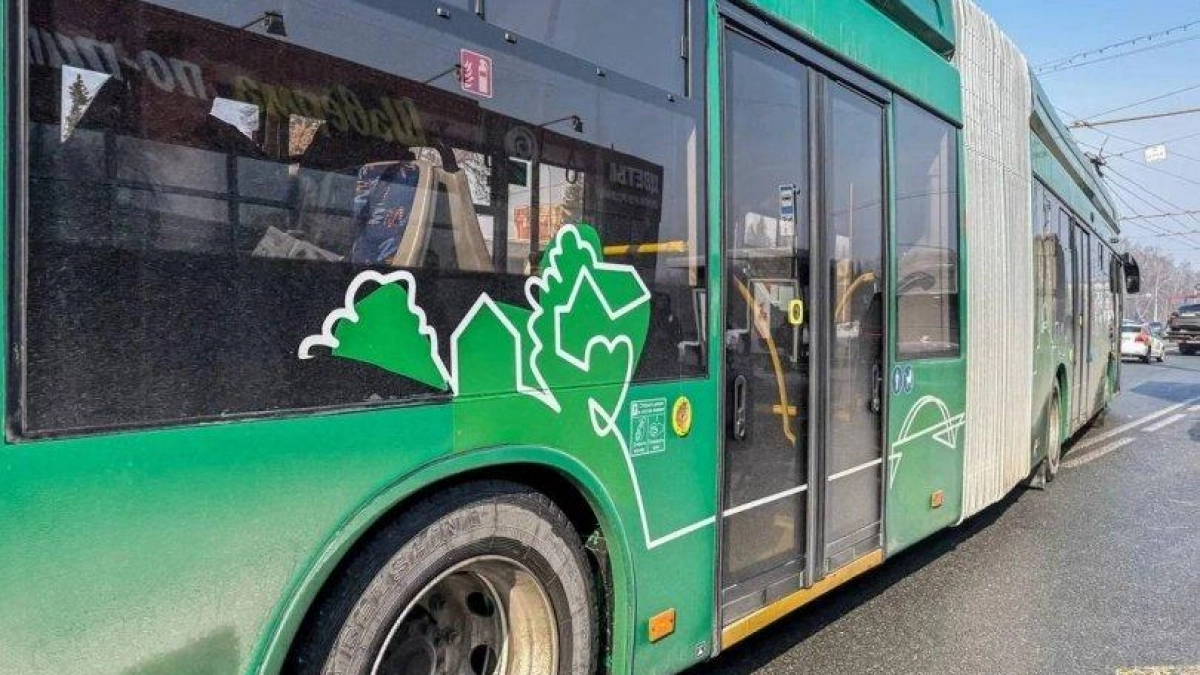 Уфа закупает 25 троллейбусов-«гармошек» после испытаний на самом загруженном маршруте