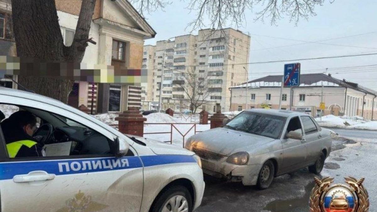 19-летний водитель сбил бабушку с внуком на пешеходном переходе в Уфе