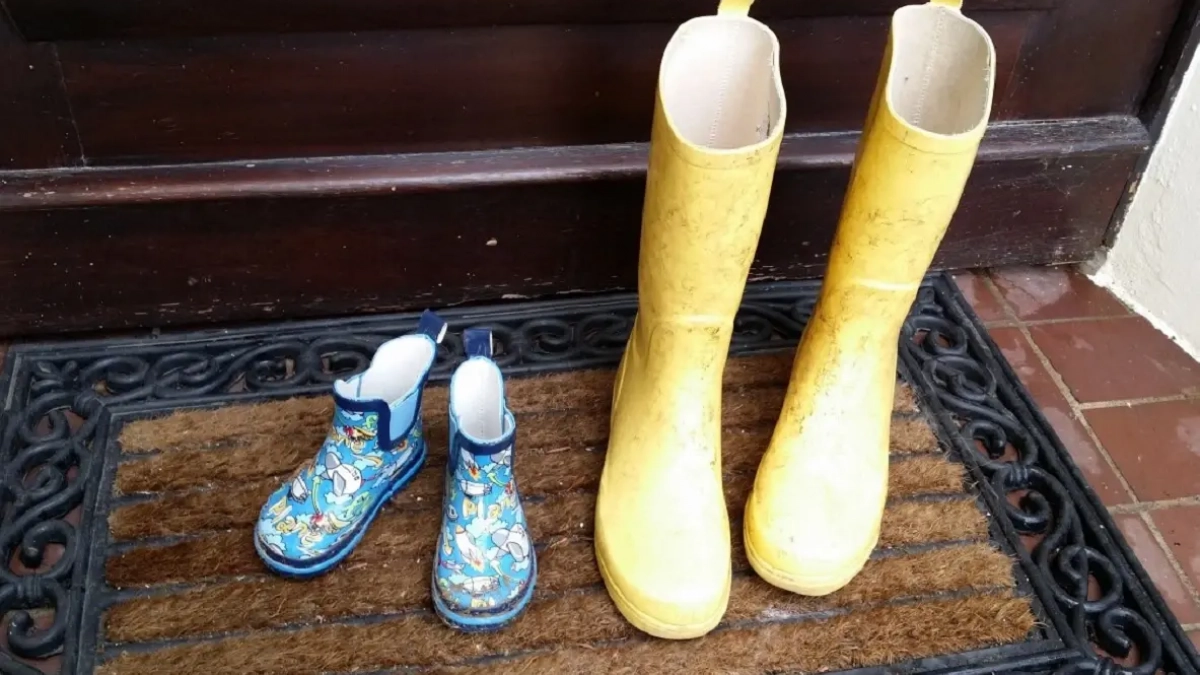 Жители Башкирии скупают резиновые сапоги: спрос вырос на треть за год