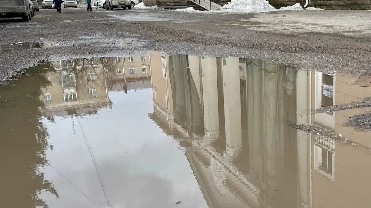 Остановка в Кузнецовском Затоне превратилась в «море» для школьников и пенсионеров