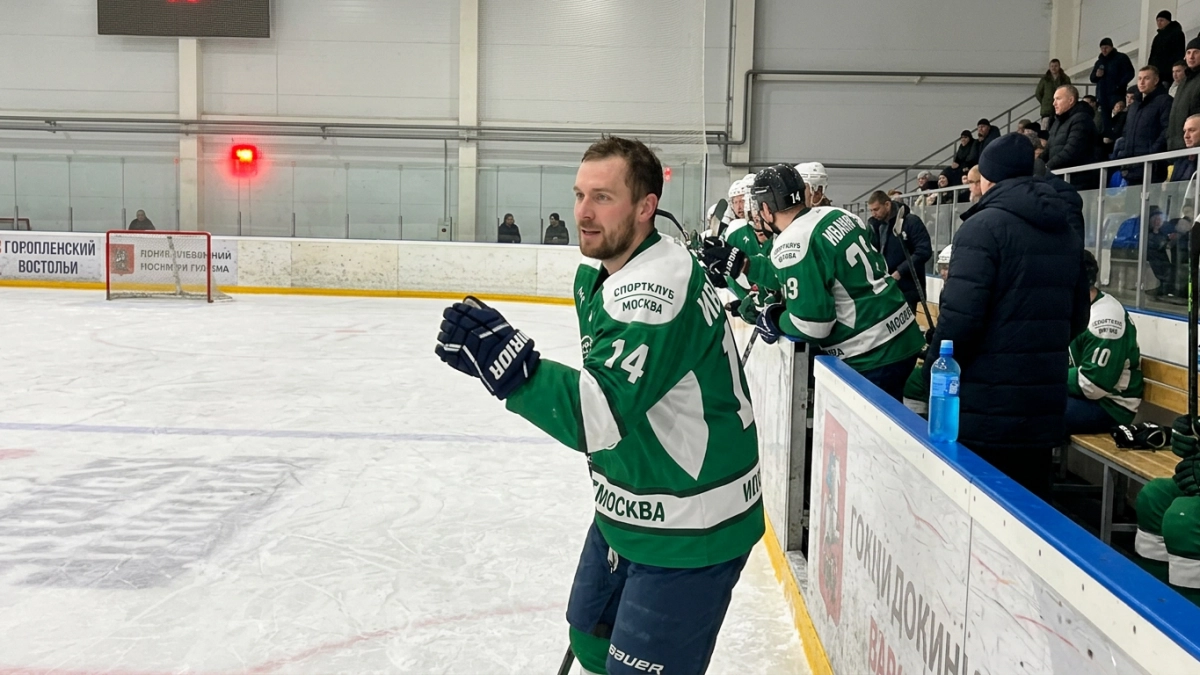 Сучков с острого угла вывел «Салават Юлаев» вперёд в серии с «Автомобилистом»