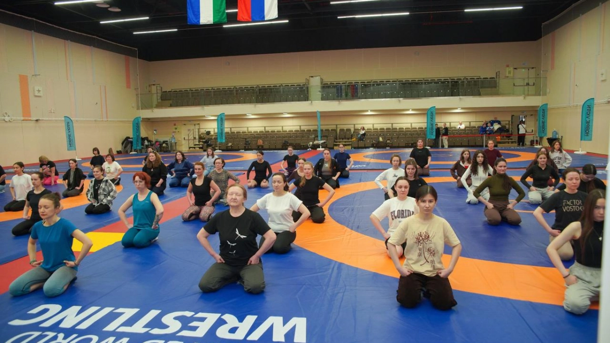 В Уфе прошла масштабная тренировка по самообороне в рамках проекта «Бить надо первой»