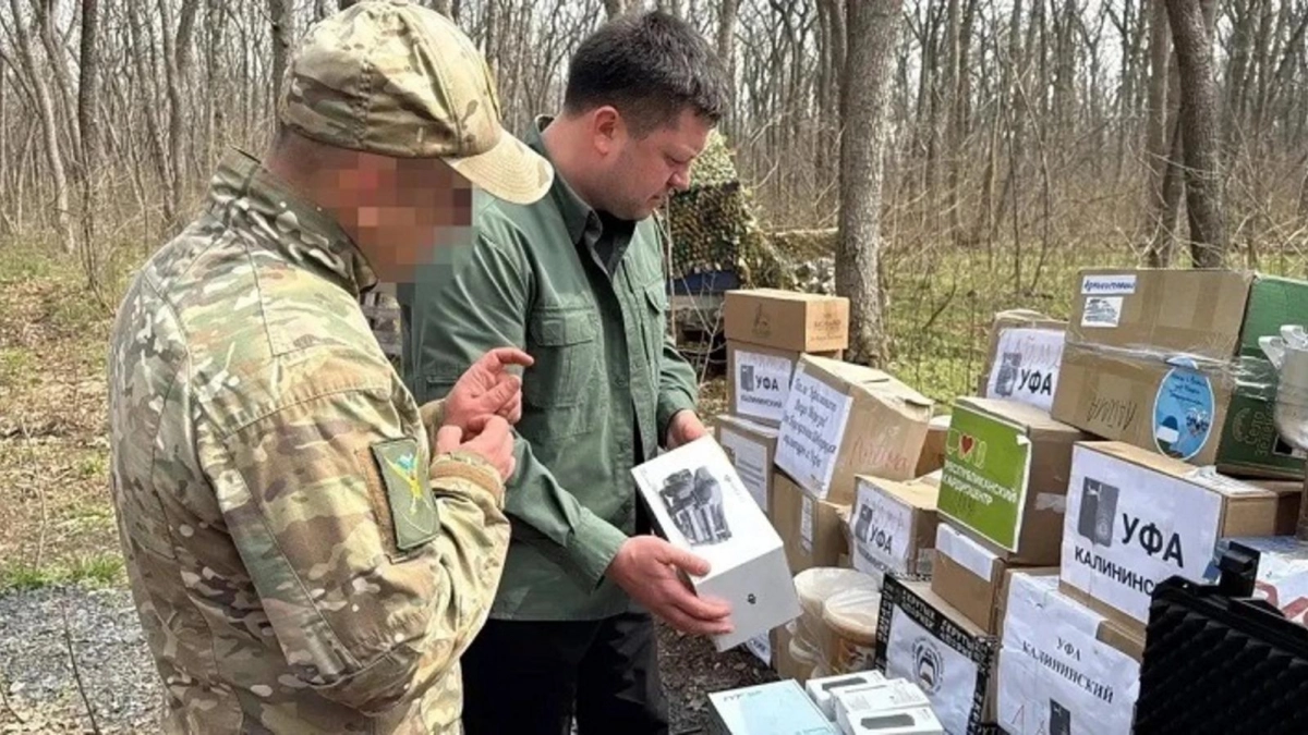 Мавлиев доставил на передовую 74-й гумконвой из Уфы — теперь с дронами