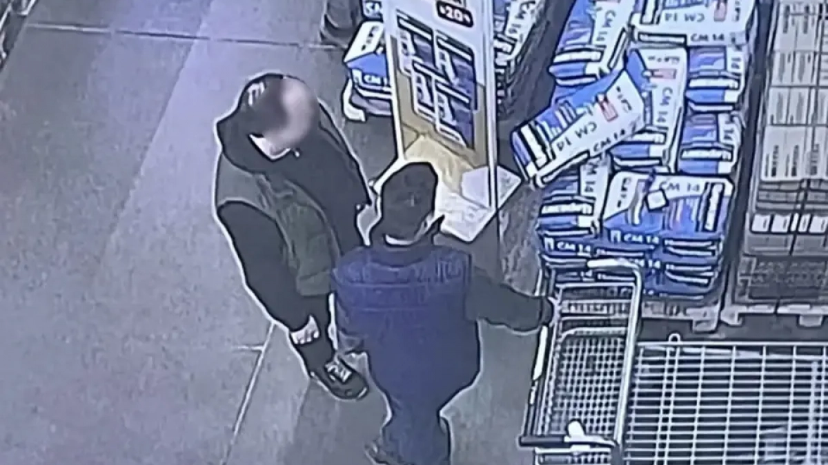 Ремонт по-тихому: уфимец переклеивал ценники и украл товаров на 50 тысяч