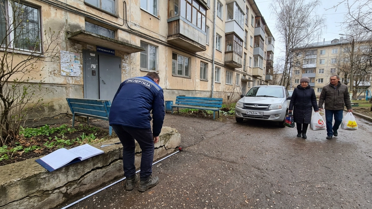 Бастрыкин взял под контроль дело о разрушающемся доме в Уфе