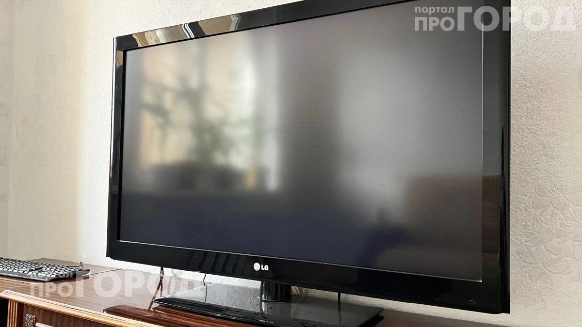 Перестаньте портить экран телевизора: 5 привычных действий, которые медленно уничтожают вашу дорогую технику