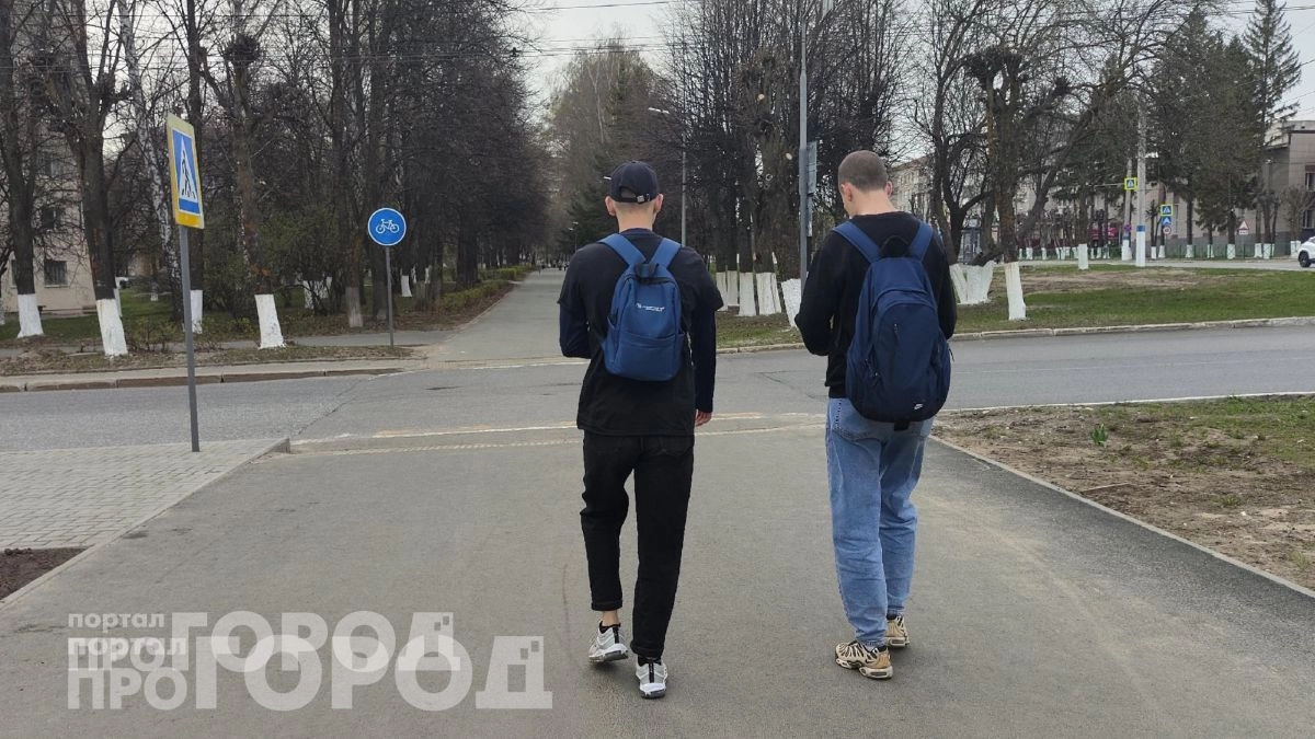 Хватит тратить деньги на жвачку: эта доступная специя устранит запах изо рта лучше аптечных средств