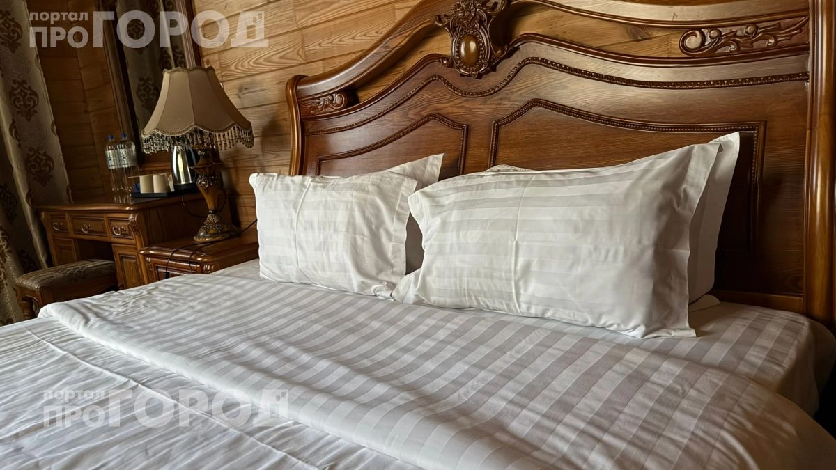 Избавляюсь от запаха пота и желтизны на подушках за 40 минут: мой способ сэкономить на покупке новых вещей