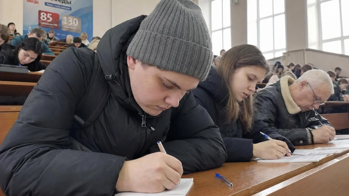 Башкирия встречает 81-ю годовщину Победы: диктант и «Паровоз Победы»