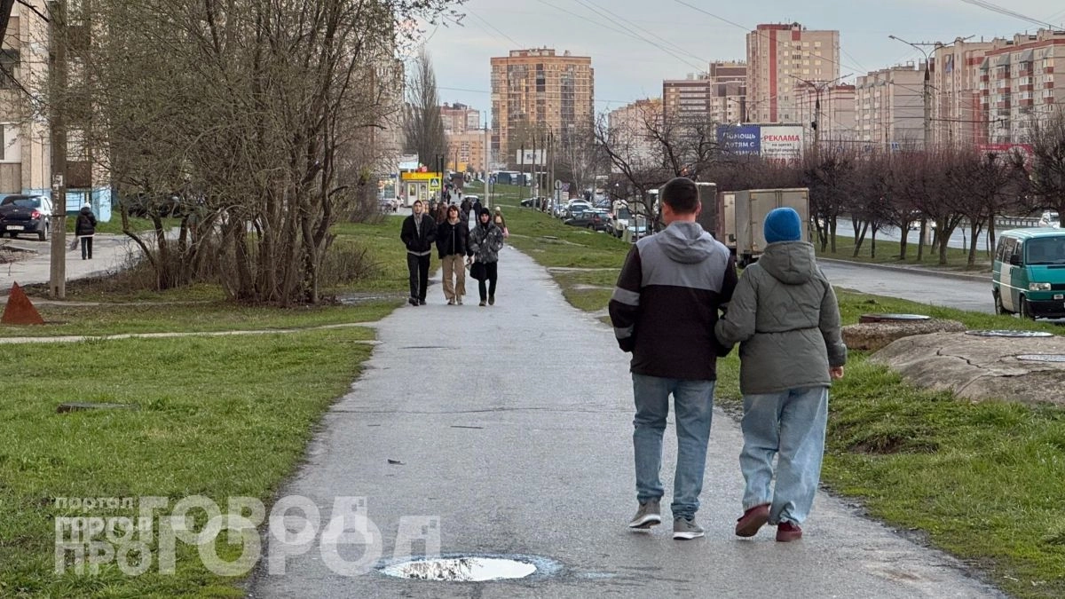 Посмотрите в зеркало: эти семь скрытых черт лица безошибочно выдают в человеке выдающийся интеллект