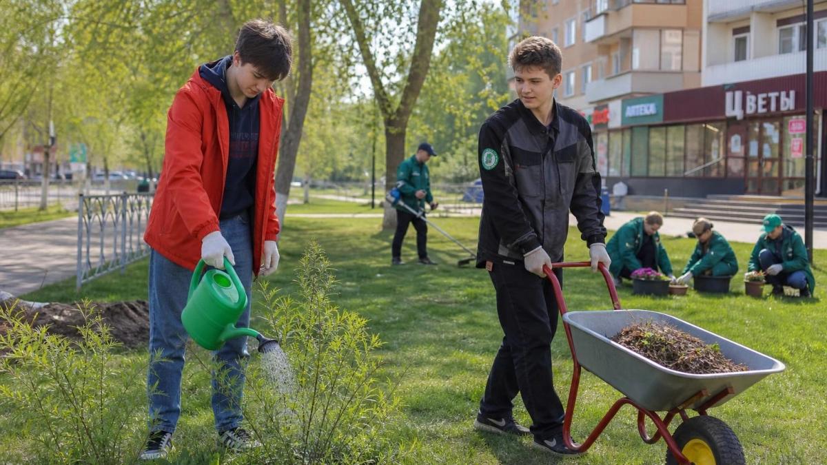 Более 1000 подростков Башкирии нашли работу — на 19% больше, чем год назад