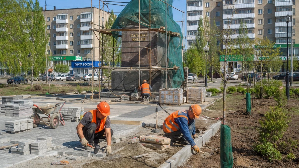 В Уфе сняли с постамента памятник «Железному Феликсу» для реставрации