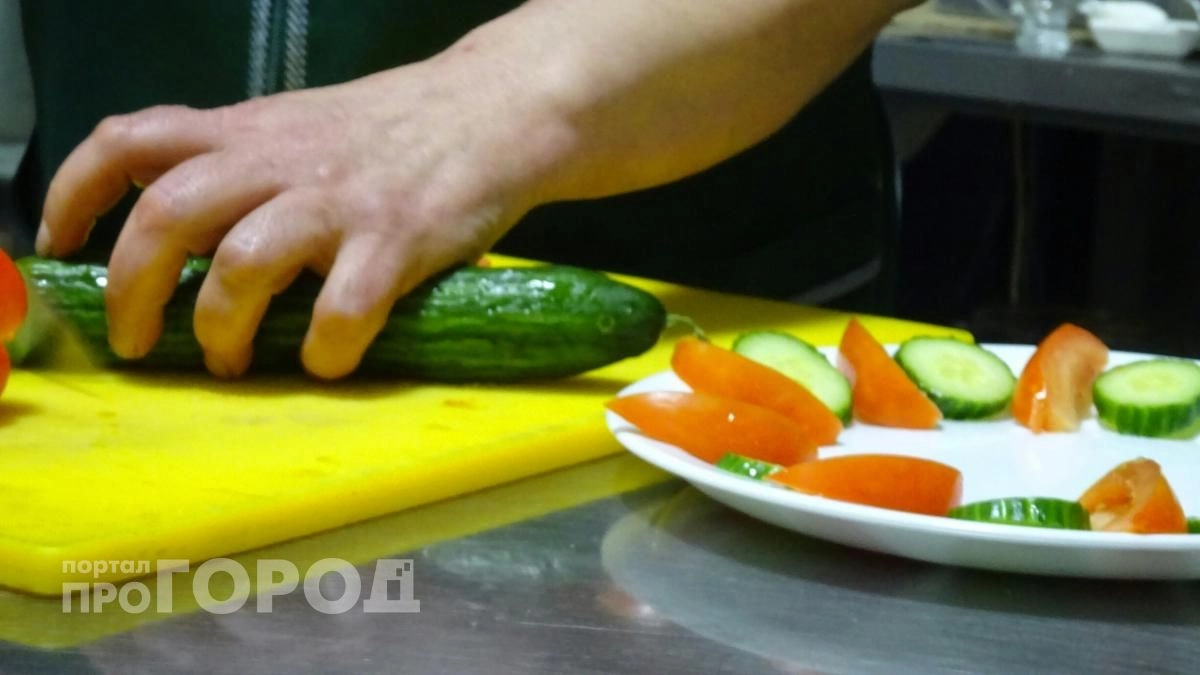 Огурцы будут готовы к подаче уже через три часа: просто добавьте секретную смесь специй для яркого вкуса