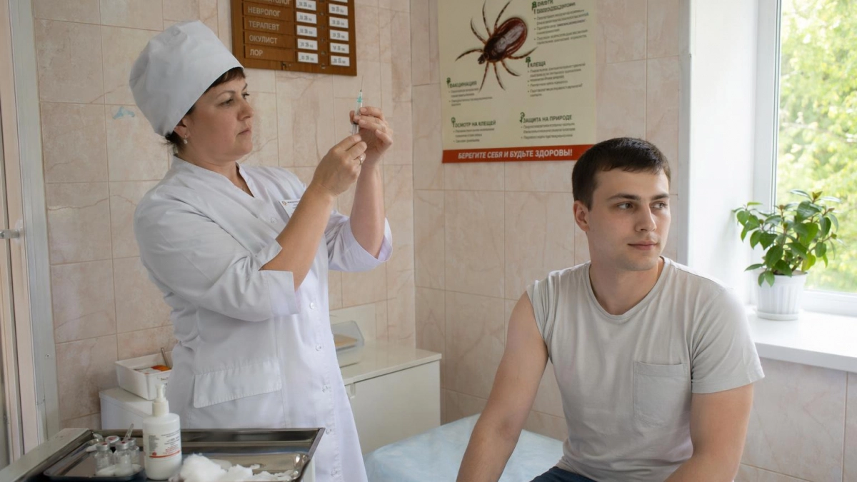 Иммуноглобулин от клещевого энцефалита нельзя купить в аптеке