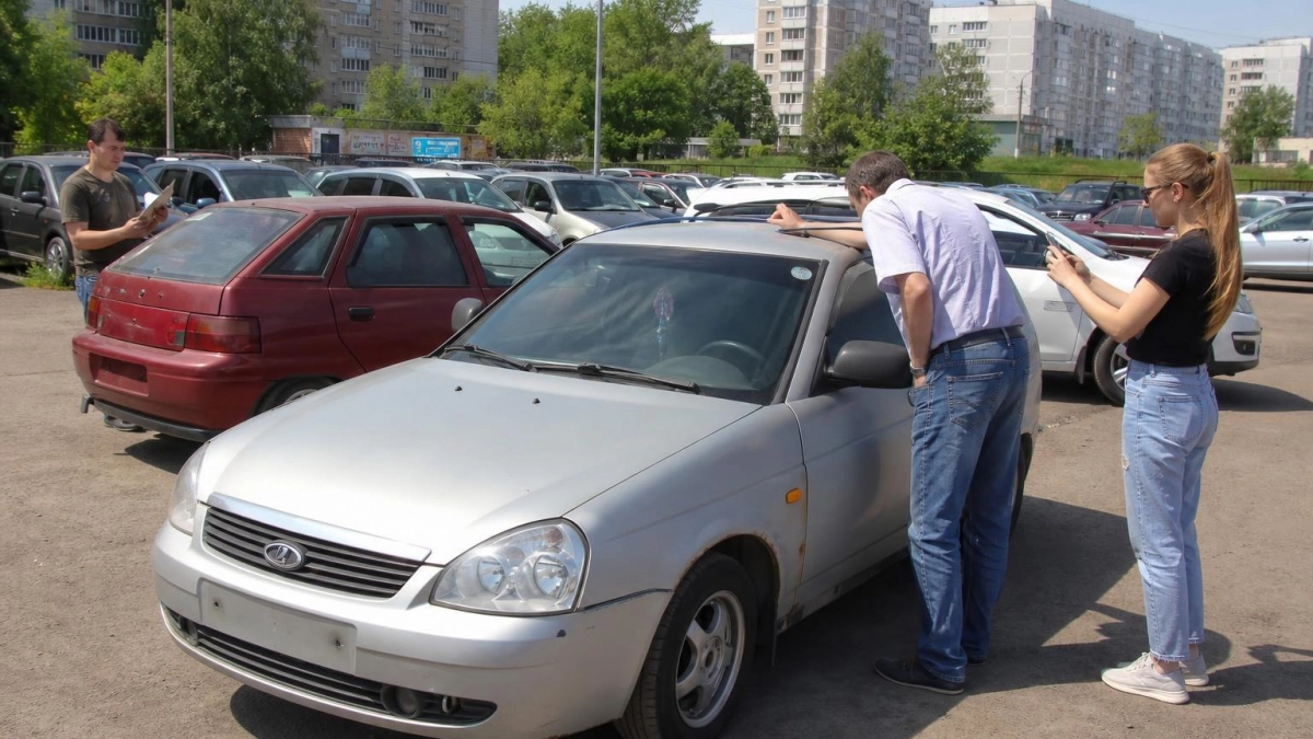 В Уфе продают 15 конфискованных автомобилей — от Жигулей до Skoda