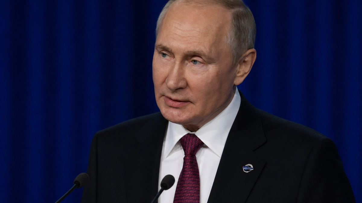 Путин наградил хирурга с пятью патентами и двух деятелей культуры из Башкирии