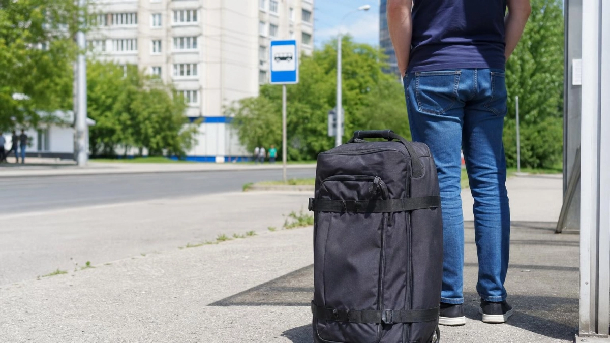 Почему россияне выбирают не юг: в Сочи туристы ждут вылета больше 12 часов