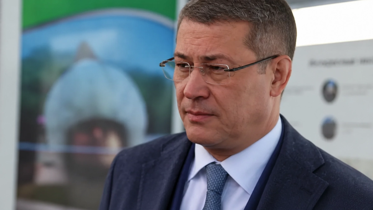 Хабиров объяснил продажу части акций «Башнефти» дефицитом бюджета Башкирии