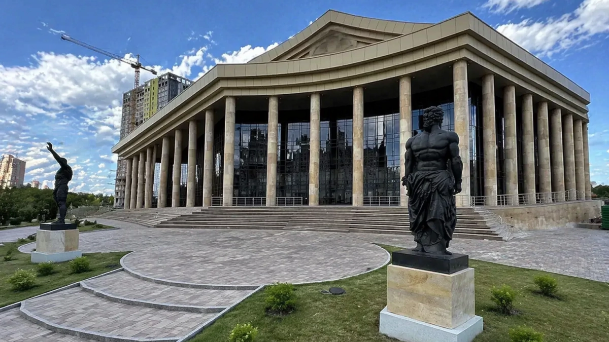 Магомедсалам Магомедов назвал уфимский Дворец борьбы кузницей будущих чемпионов