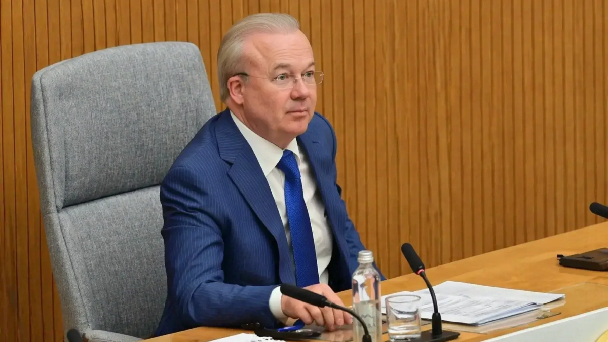 Назаров сообщил о новых стандартах для регионов и многоквартирных домов в Башкирии