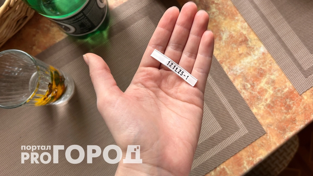 Зря я раньше выбрасывала хлебные зажимы: теперь храню их в каждой комнате и нашла им десять крутых применений