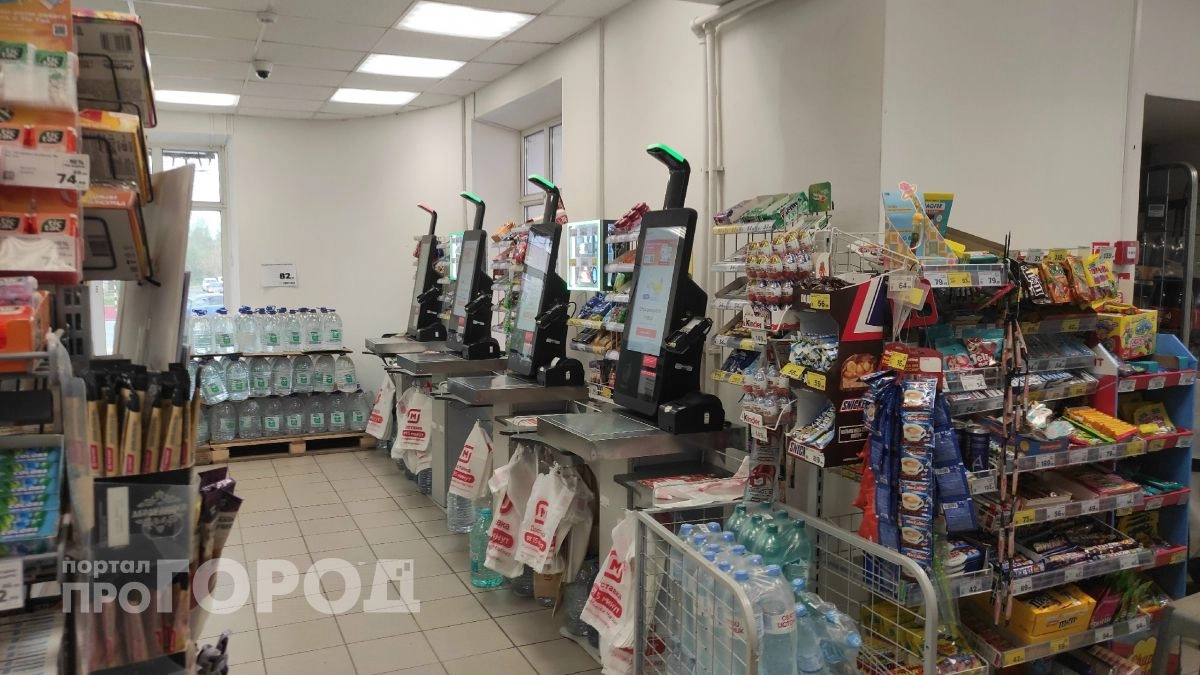 Выкинула тяжелый пылесос после покупки этой мелочи из супермаркета: ковры сияют чистотой всего за пять минут