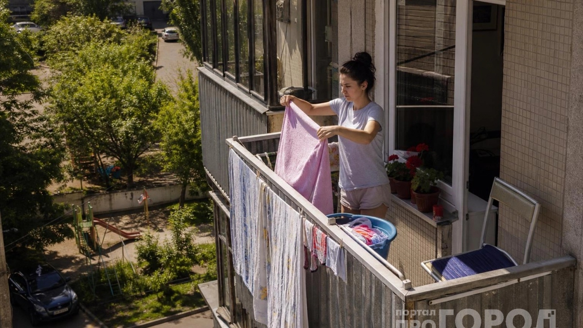 Положите одну ложку этого средства в стиральную машину: ваши жесткие полотенца станут нежными как шелк