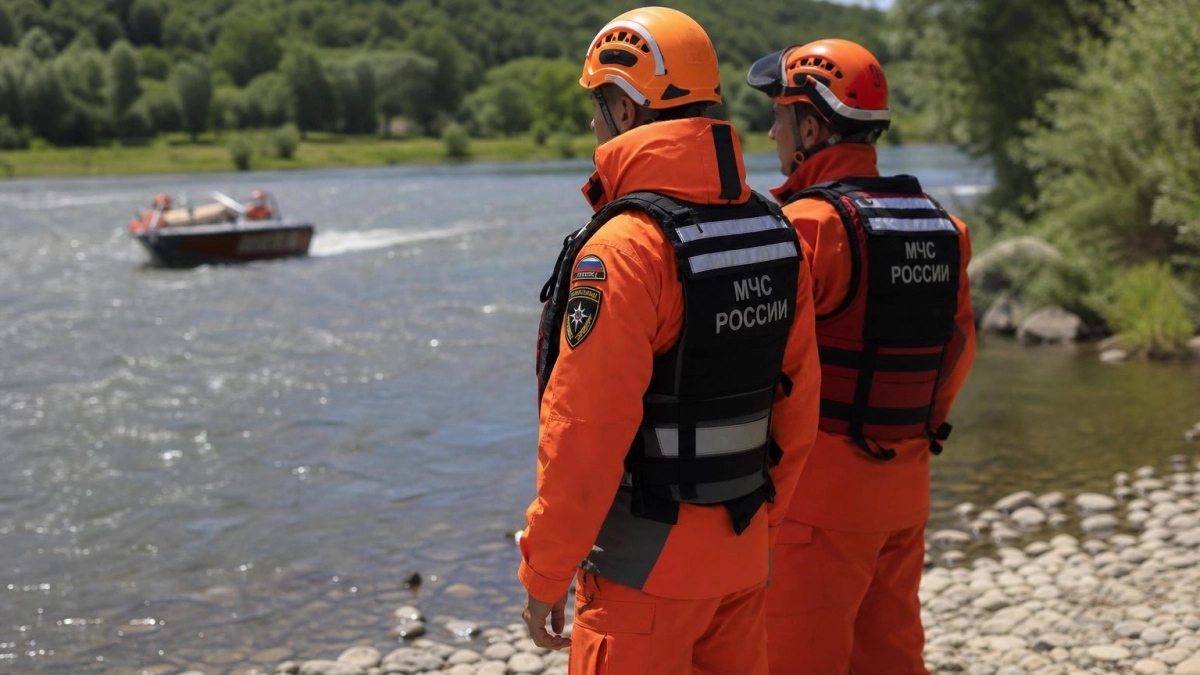 В Башкирии за день на воде погиб мужчина, 19-летнего парня спасли