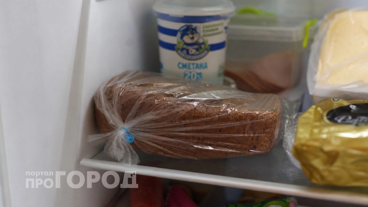 Хватит портить продукты: узнайте, почему хранение хлеба в холодильнике лишает его вкуса и мягкости навсегда