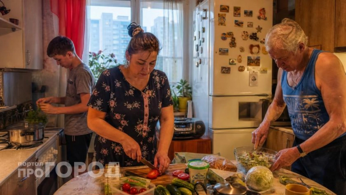 Готовка дома защитит от деменции: ученые выяснили, как обычные кухонные дела сохраняют ясный ум на годы