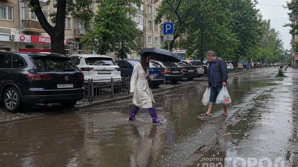Забудьте о промокших ногах: один простой трюк с подошвой заставит воду скатываться с обуви мгновенно