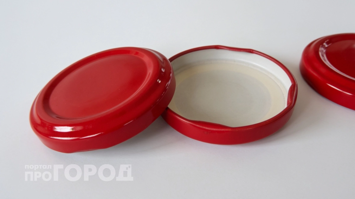 Больше не выбрасываю крышки от банок: пять хитростей для быта, которые экономят деньги и упрощают жизнь