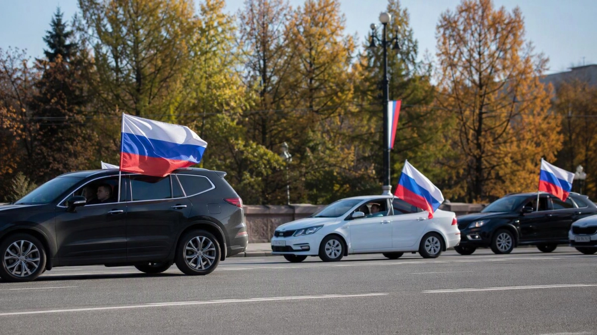 В Уфе флешмоб и автопробег провели в честь Дня воссоединения