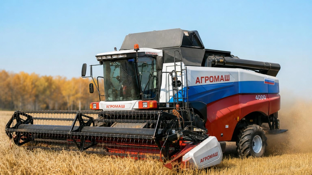 В Уфе представили российский комбайн «Агромаш 315» с производительностью до 15 га в час