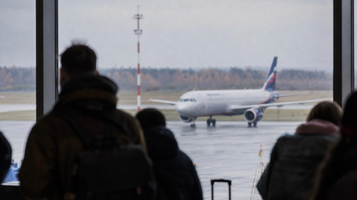 Десятки авиарейсов задержаны и перенаправлены в аэропорту Уфы из-за атаки БПЛА